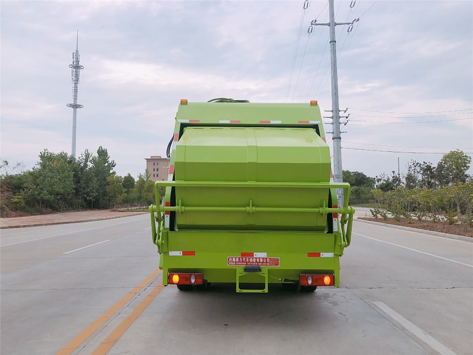 東風(fēng)天錦12-14立方程力壓縮垃圾車 (17)